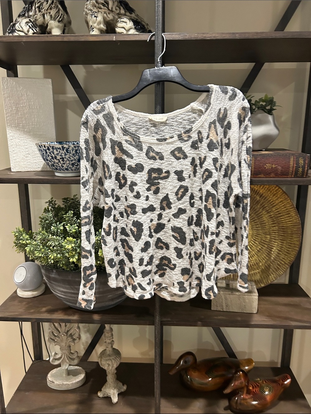 Lightweight Cream Leopard Print Long Sleeve Top small